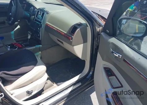 2008 Chrysler 300C Hemi from USA, damaged, VIN 2C3KA63HX8H331805